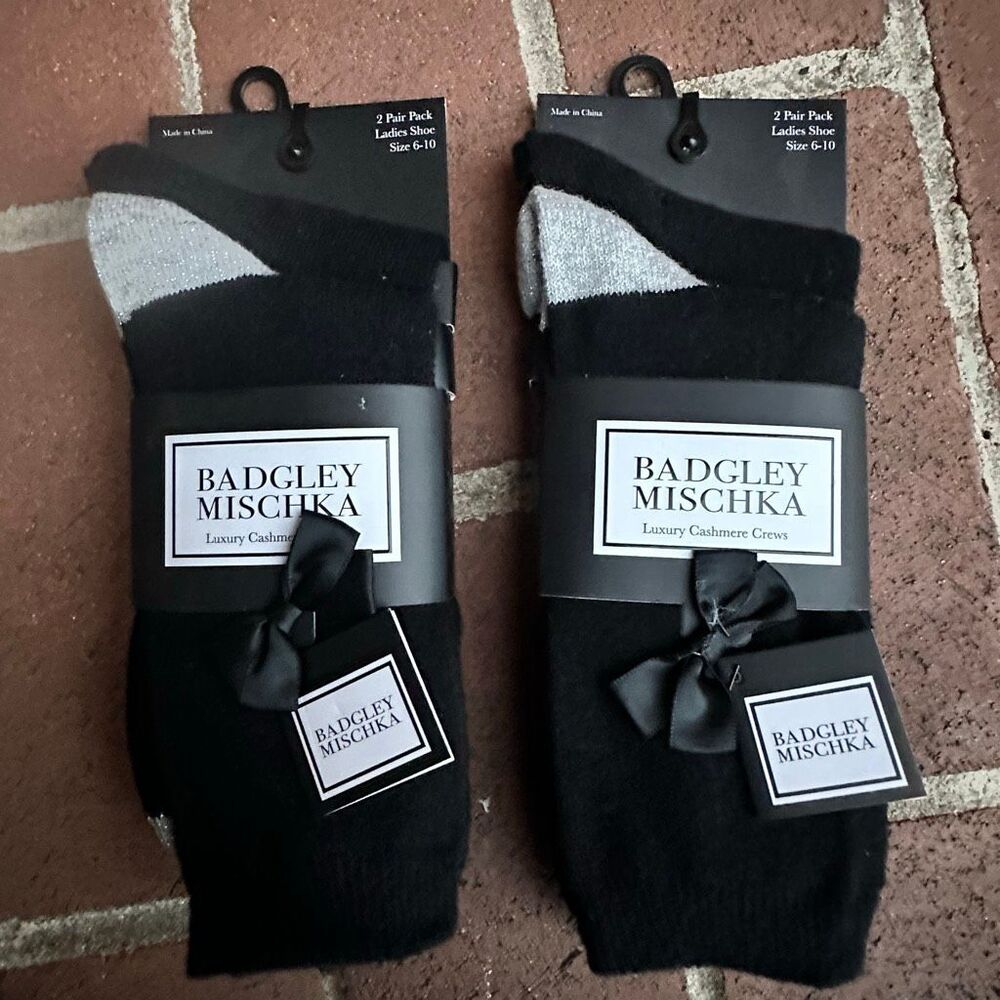 Badgley Mischka Luxury Cashmere Socks 4-Pair Set black Womens 6-10 NEW